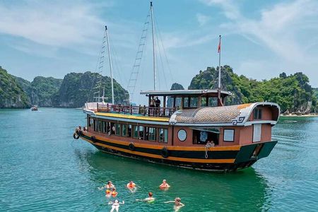 Ha Noi - Cat ba island - Lan Ha Bay - Kayaking 1 Day