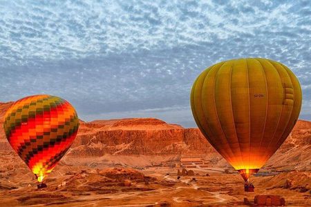 Guided Hot Air Balloon Tour in Luxor