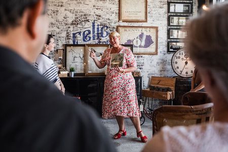 Distillery District Food & History Tour in Lexington