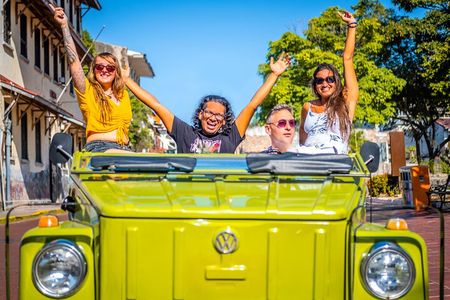 Private VIP Classic Car Tour of Panama City, by Tomi Tours