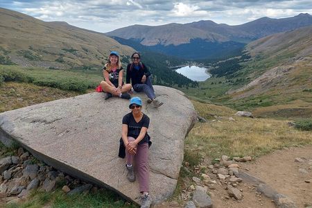 Half Day Guided Hike to 3 Beautiful Alpine Lakes