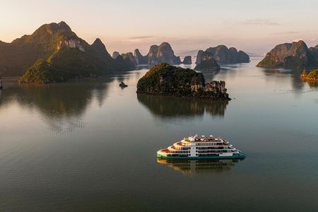 Capella Cruise 3-day Explore Halong Bay and Lan Ha Bay from Hanoi