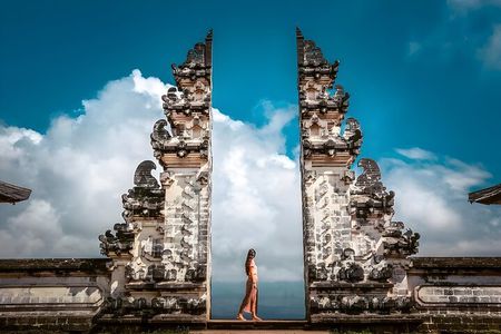 Bali Full-Day The Gates of Heaven and East Bali Tour