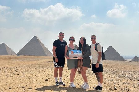 Full Day Tour at Pyramids of Giza, Museum, and Khan el-Khalili