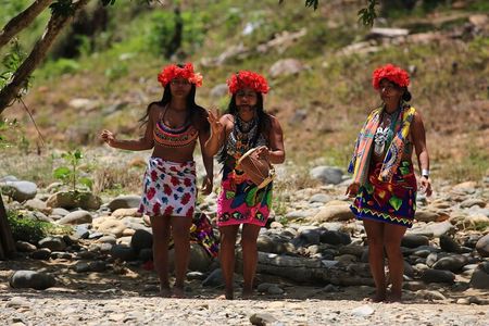 Visit the Embera Purubiakiru Community Back to origin!