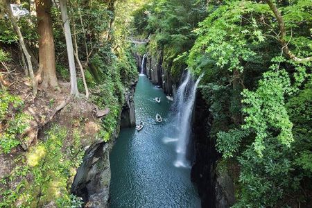 One-Day Customized Minami-Aso & Takachiho Tour 