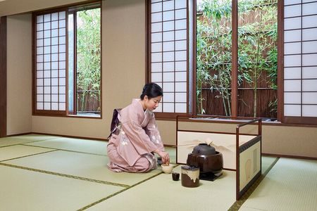 Kimono Tea Ceremony at Tokyo, Asakusa Maikoya