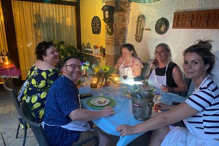  Typical Tuscan family dinner in a Villa near Cortona