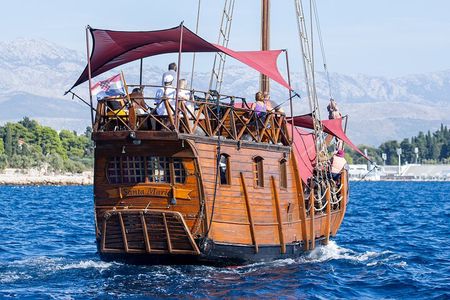 Columbo's Pirate Ship "Santa Maria" - Split Panoramic & Sunset Tour