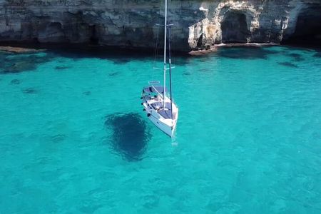 Mallorca sailing as a Local with drinks and food