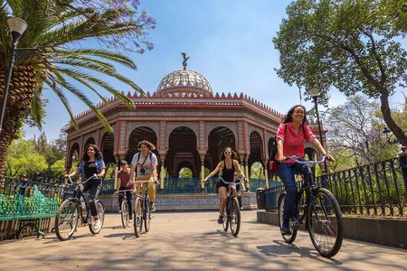 Santa Maria la Rivera, Bites and Bikes Tour