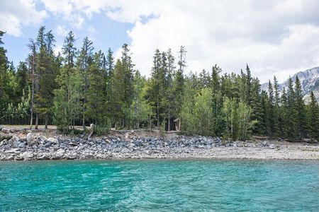 Private Banff Heritage & Alpine Lakes Discovery Tour