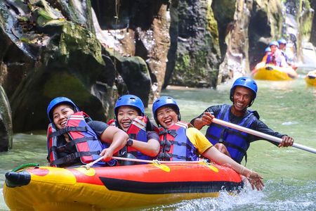 Half Day Melangit Bali Experience with Kayaking and Free Swing