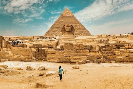 Guided Tour To Pyramids of Giza Included Ticket And Guide