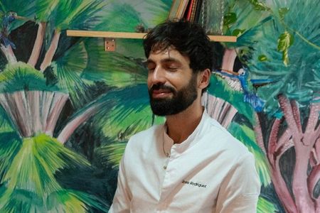 Valencia Paella & Tapas Home Cooking Class with Local Chef Jose