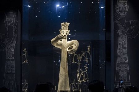 Full Day Tour to Chengdu Panda Centre and Sanxingdui Site