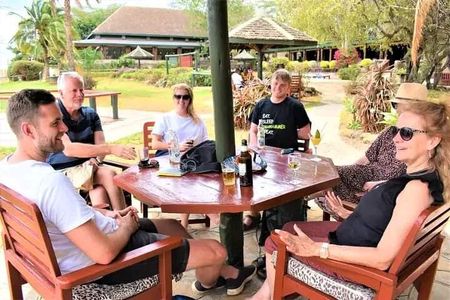 Local Wine, Beer and Local Lunch Tasting Experience
