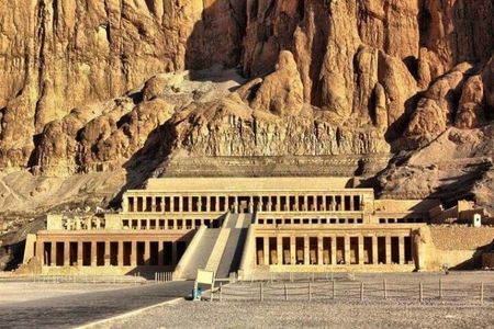 Private 5-Hours Historical and Cultural Tour in Luxor