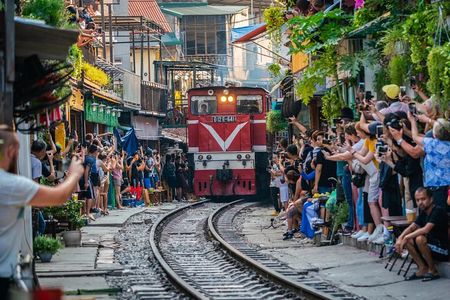 Hanoi in a day from Halong city