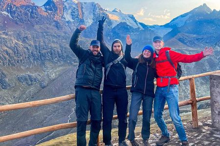 Rainbow Mountain and Red Valley one day Hike Private Tour