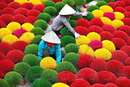 Hanoi Private Tour: Hidden Corners, Train Street, Incense Village