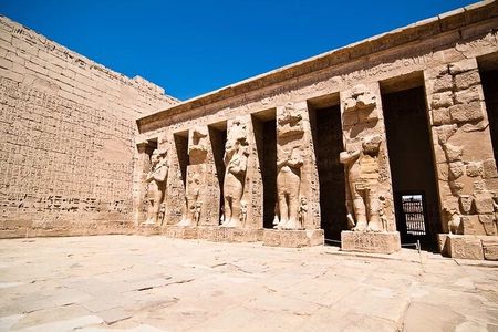 Luxor Excursions: Habu Temple & Valley of Workers