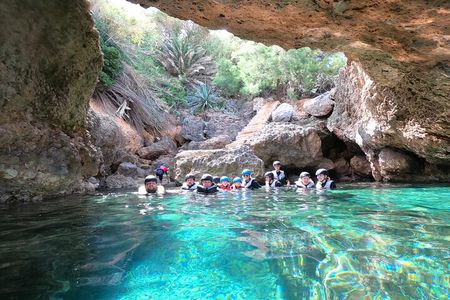 Mallorca: Kayaking, Sea Cave, Cliff Jumping & Snorkel Tour