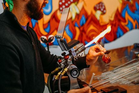 Beginner's Glass Blowing Lessons in Portland, Oregon
