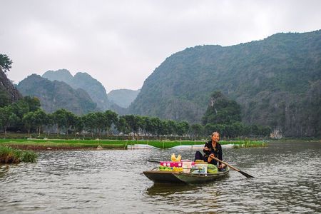 Ninh Binh Full day tour: Explore Hoa Lu-Am Tien Cave-Tam Coc