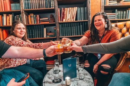 Louisville: Private Guided Food, Bourbon & History Walking Tour