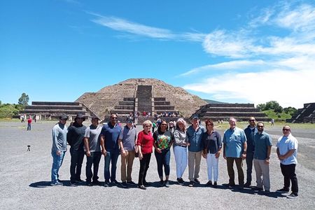 Private Tour to Teotihuacán with Transportation