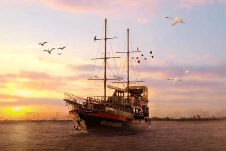 Black Pearl Pirate Boat Sightseeing Cruise with Transfers