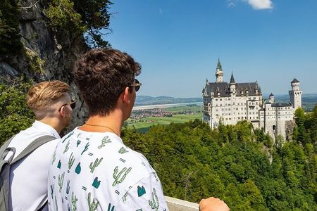 From Munich Neuschwanstein & Hohenschwangau Castle Late Risers