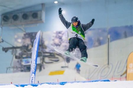 Dubai: Indoor Skiing & Snowboarding – Ski Dubai Tickets