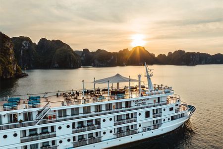 2 Days Cruise Exploration in Halong Bay from Hanoi
