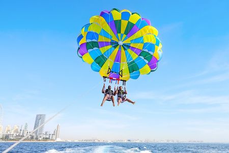 Dubai: Parasailing Adventure on the Beach