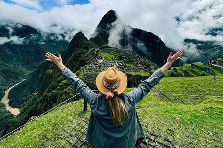 Private Tour Cusco with Machu Picchu 03 Days / 02 Nights