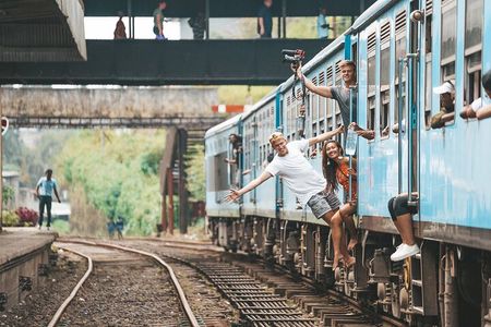 Kandy to Nuwaraeliya by Train Nuwaraeliya City Tour and Drop Ella