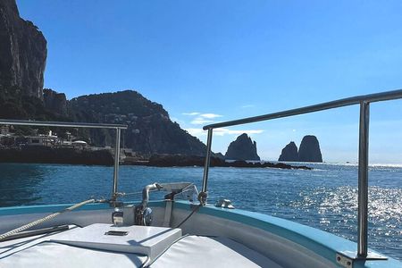 Capri Small-Group Boat Tour from Sorrento with Lunch & Snorkeling