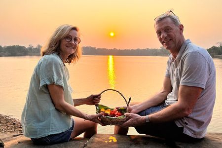 Angkor Sunset E-bike Tour With Lunch