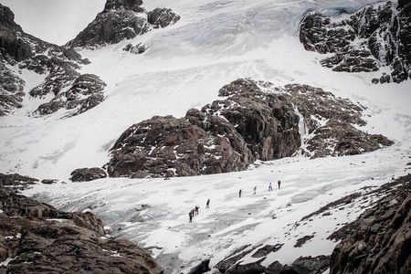 Short trekking to Vinciguerra Glacier and Laguna Tempanos