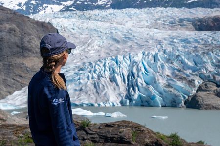 Mendenhall Glacier Guided Hike Juneau 