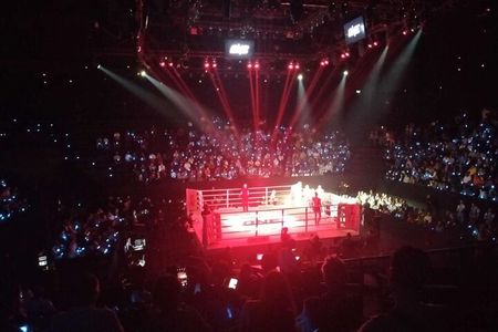 Dinner, Drinks and Friday Night Lumphini Muay Thai Experience