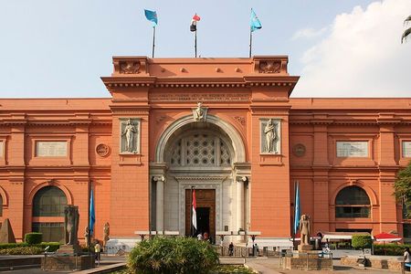 Half day tour to Egyptian Museum 