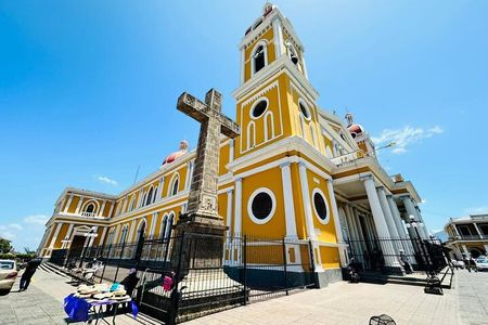 Best of Granada, Mirador de Catarina and Masaya Volcano Tour