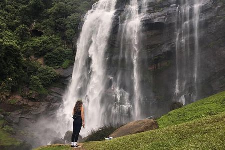 Nuwara Eliya Half Day Private Hiking and Sightseeing Tour 