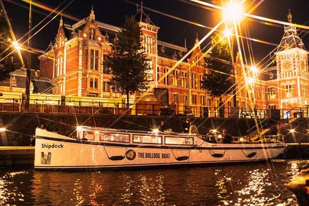 Amsterdam The Bulldog Boat Smoke Friendly Cruise + 2 drinks