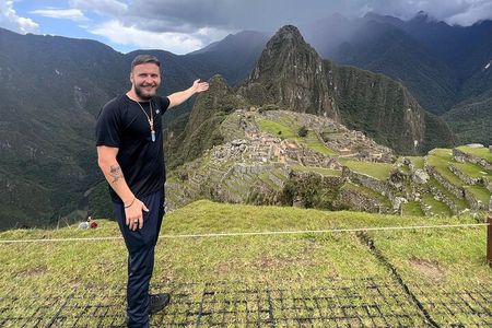 Machu Picchu & Sacred Valley: 2 Day Combo Tour