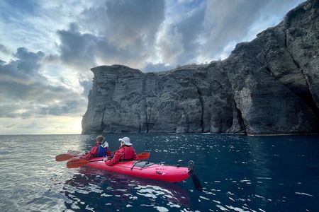 Santorini Sea Kayak - South Discovery, Small Group incl. Sea Caves and picnic
