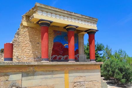 Private tour Knossos Palace, Museum & Heraklion city from Chania